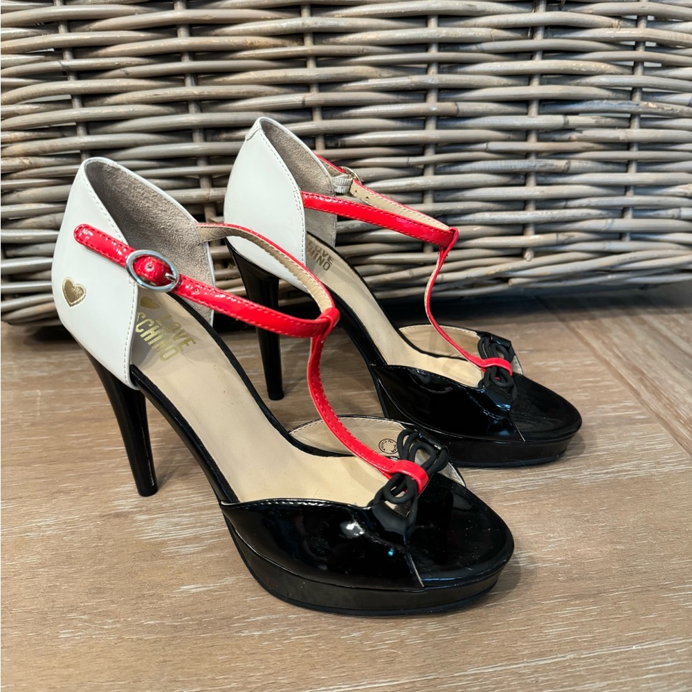 LOVE MOSCHINO heels